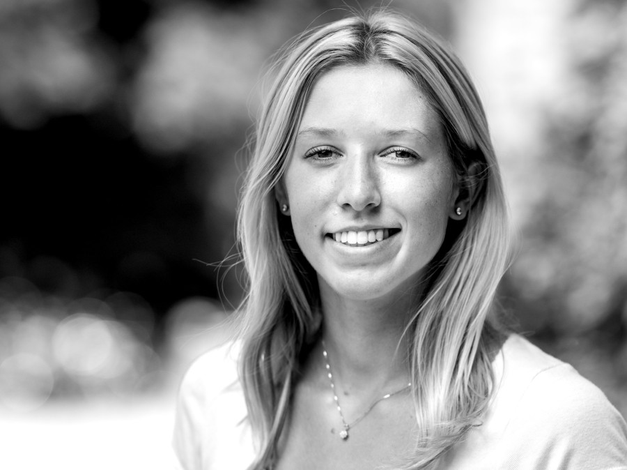 Outdoor portrait of Stella Vieth with blurred background
