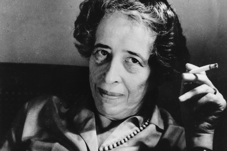 Photo portrait of Hannah Arendt